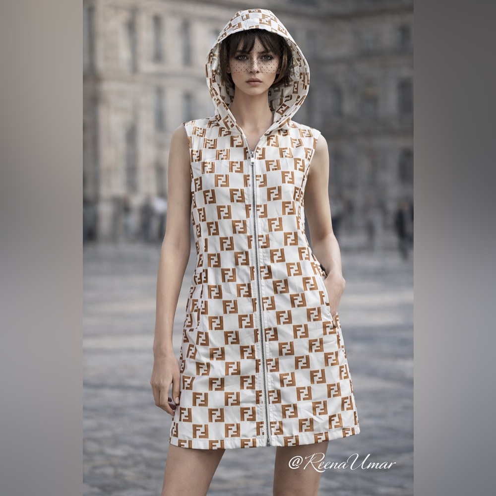 White & Brown Logo Sleeveless Hooded Coat